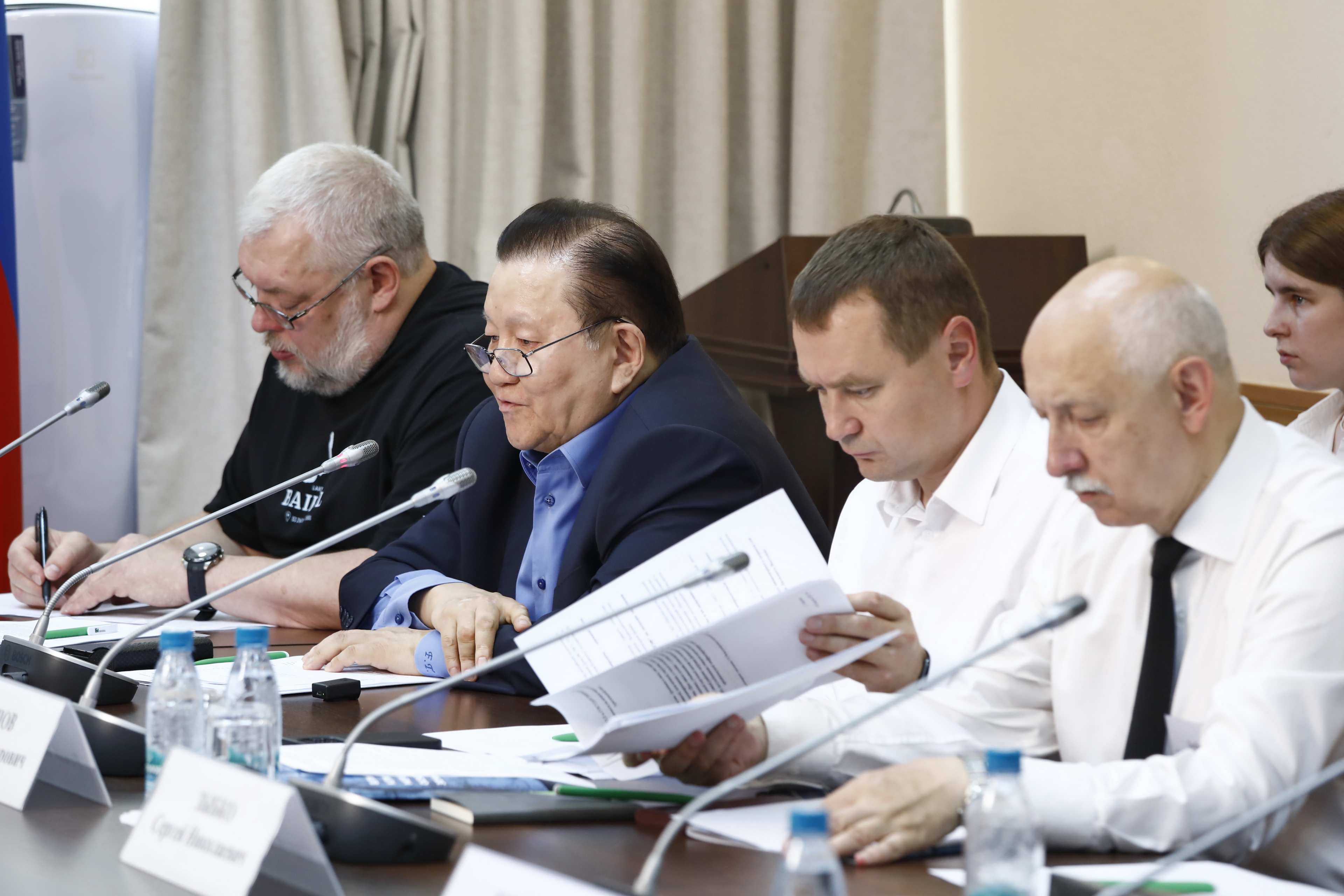 Круглый стол в Государственной Думе