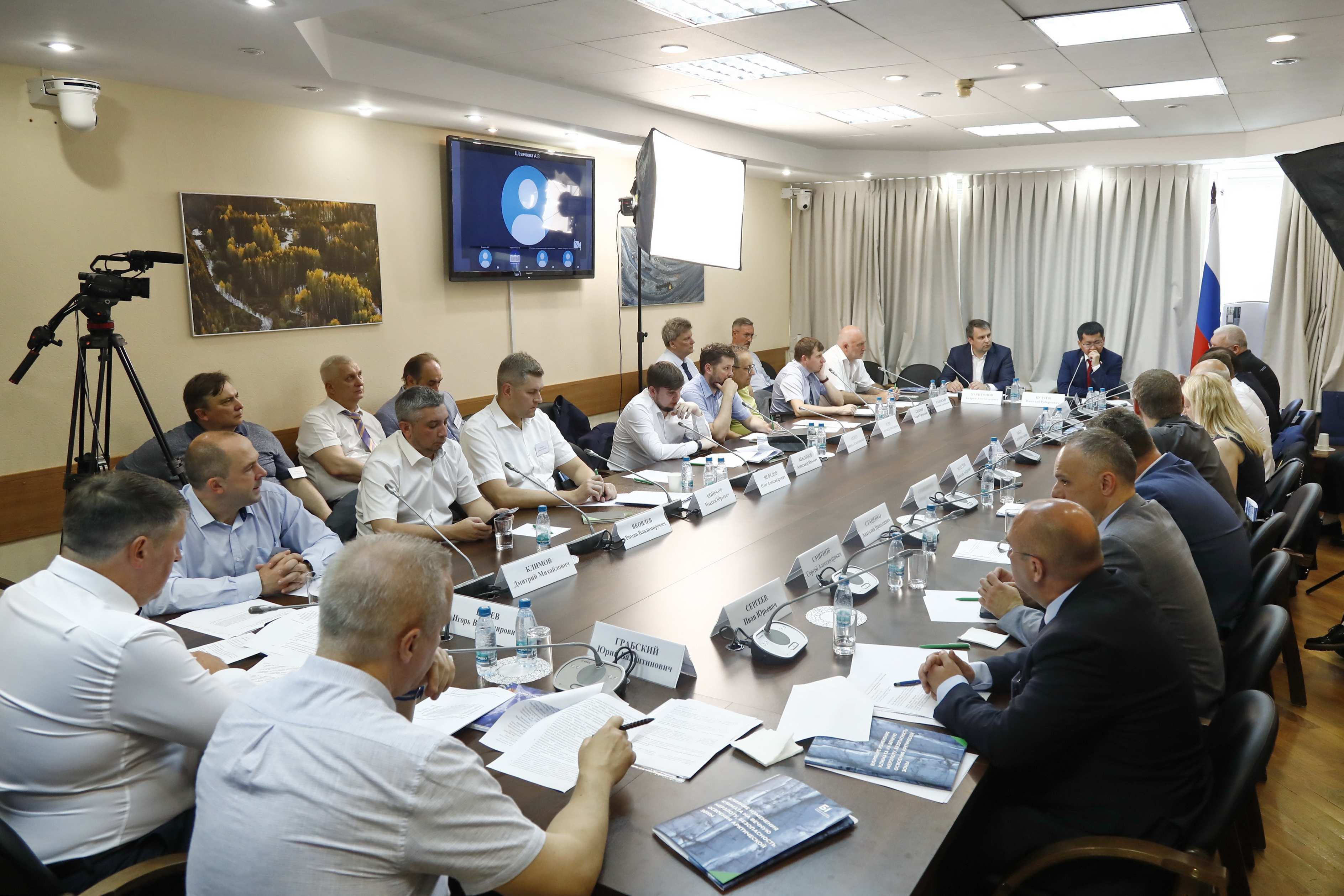 Круглый стол в Государственной Думе