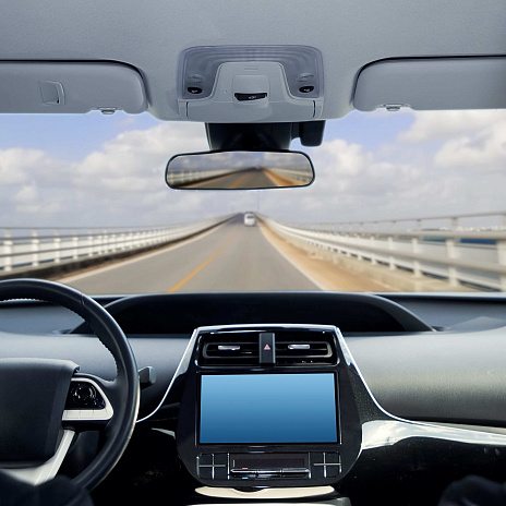 Без водителя, но с полисом