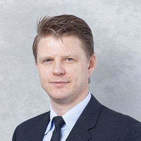 Юрий Михайлов